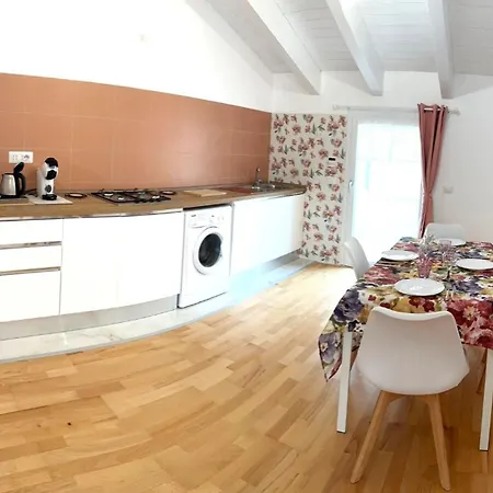 Casa Benedetta, Exclusive 2-Bedroom Penthouse With 3 Terraces & Sea Glimpses 阿尔盖罗