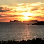Casa Benedetta, Nuovo Attico Da Sogno, 2 Camere Private Con Terrazza E Vista Scorcio Di Mare * Alguer