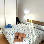 Casa Benedetta, Nuovo Attico Da Sogno, 2 Camere Private Con Terrazza E Vista Scorcio Di Mare Apartamento *