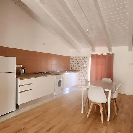 Lejlighed Casa Benedetta, Attico Intero Con 2 Terrazze E Scorcio Vista Mare O Camera Con Bagno Privato In Appartamento Condiviso Alghero