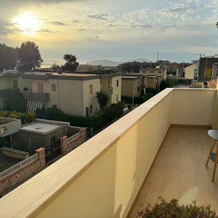 Casa Benedetta - Attico Con Terrazza Vista Mare, Vicino Al Lungomare Alghero