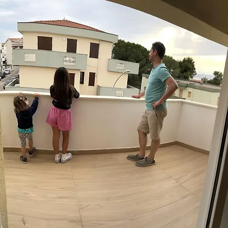 Casa Benedetta - Attico Con Terrazza Vista Mare, Vicino Al Lungomare *
