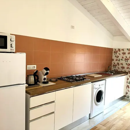 Casa Benedetta, Attico Intero Con 2 Terrazze E Scorcio Vista Mare O Camera Con Bagno Privato In Appartamento Condiviso Lejlighed *