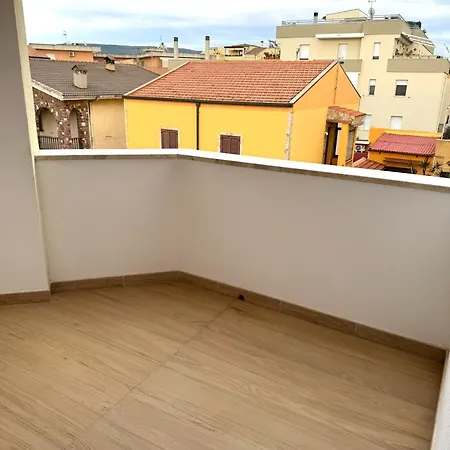 Casa Benedetta - Attico Con Terrazza Vista Mare, Vicino Al Lungomare Apartment